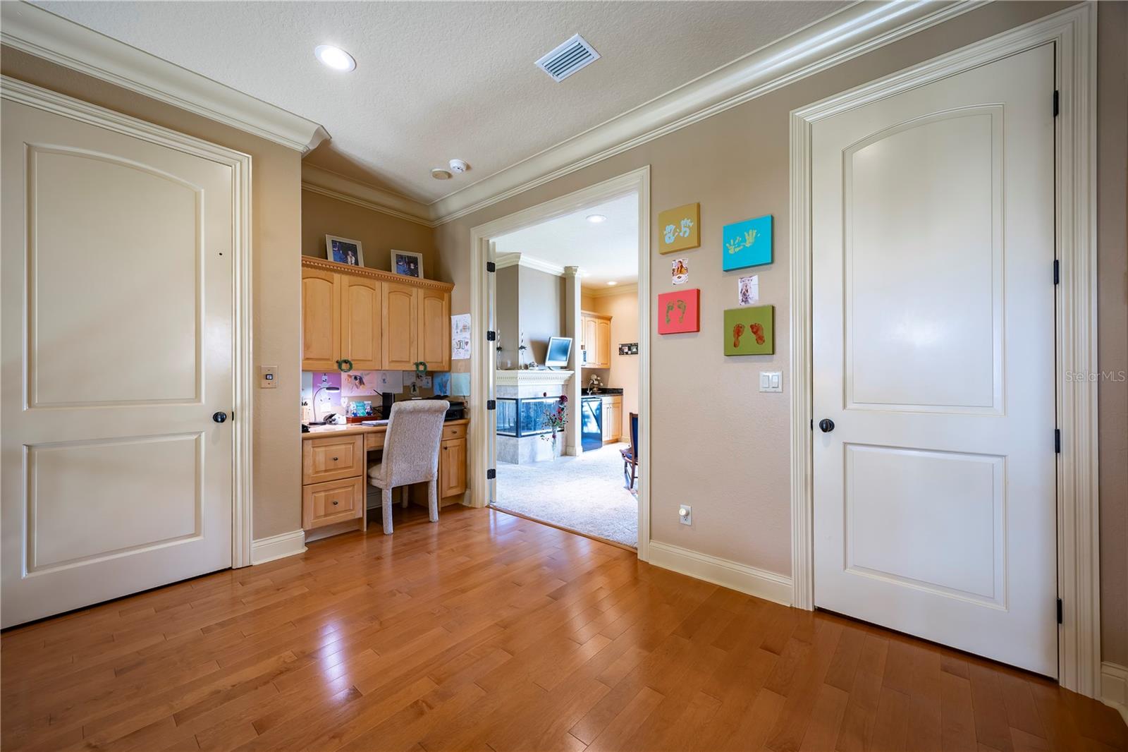 Loft Area w/Built In Desk - 3rd floor