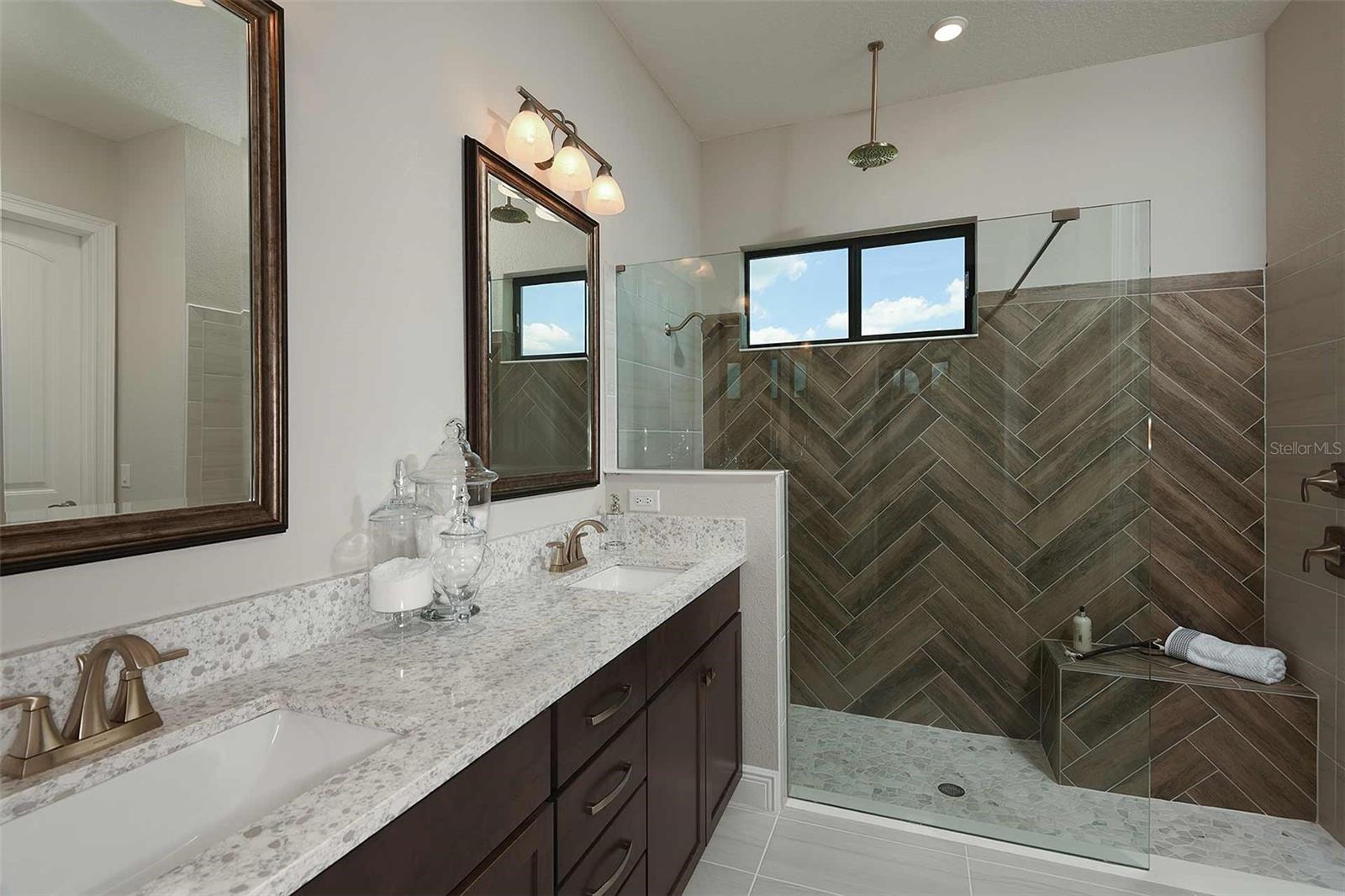 Model Home - Does not represent actual To be Built Home may show different Options