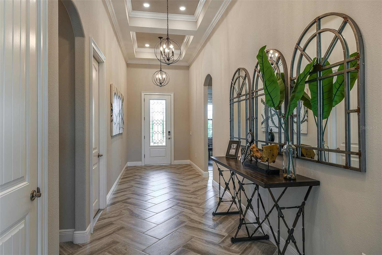 Model Home - Does not represent actual To be Built Home may show different Options