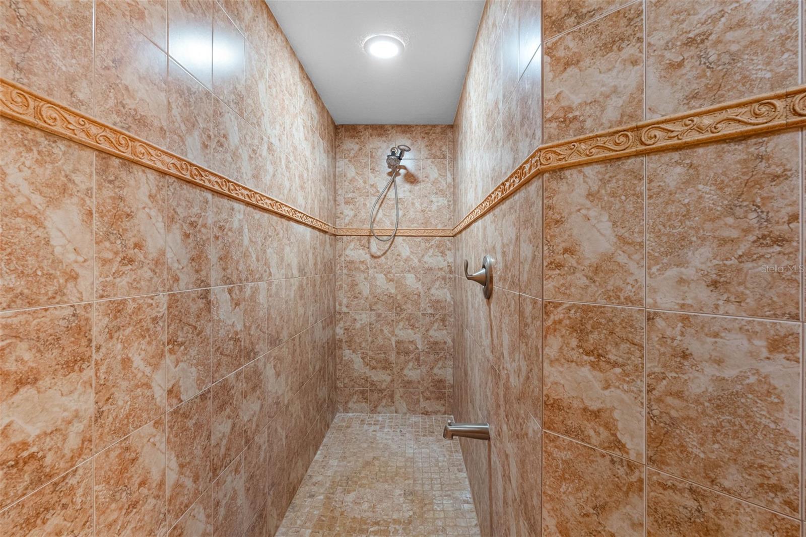 Bathroom Suite Walk-In Shower - 1st floor