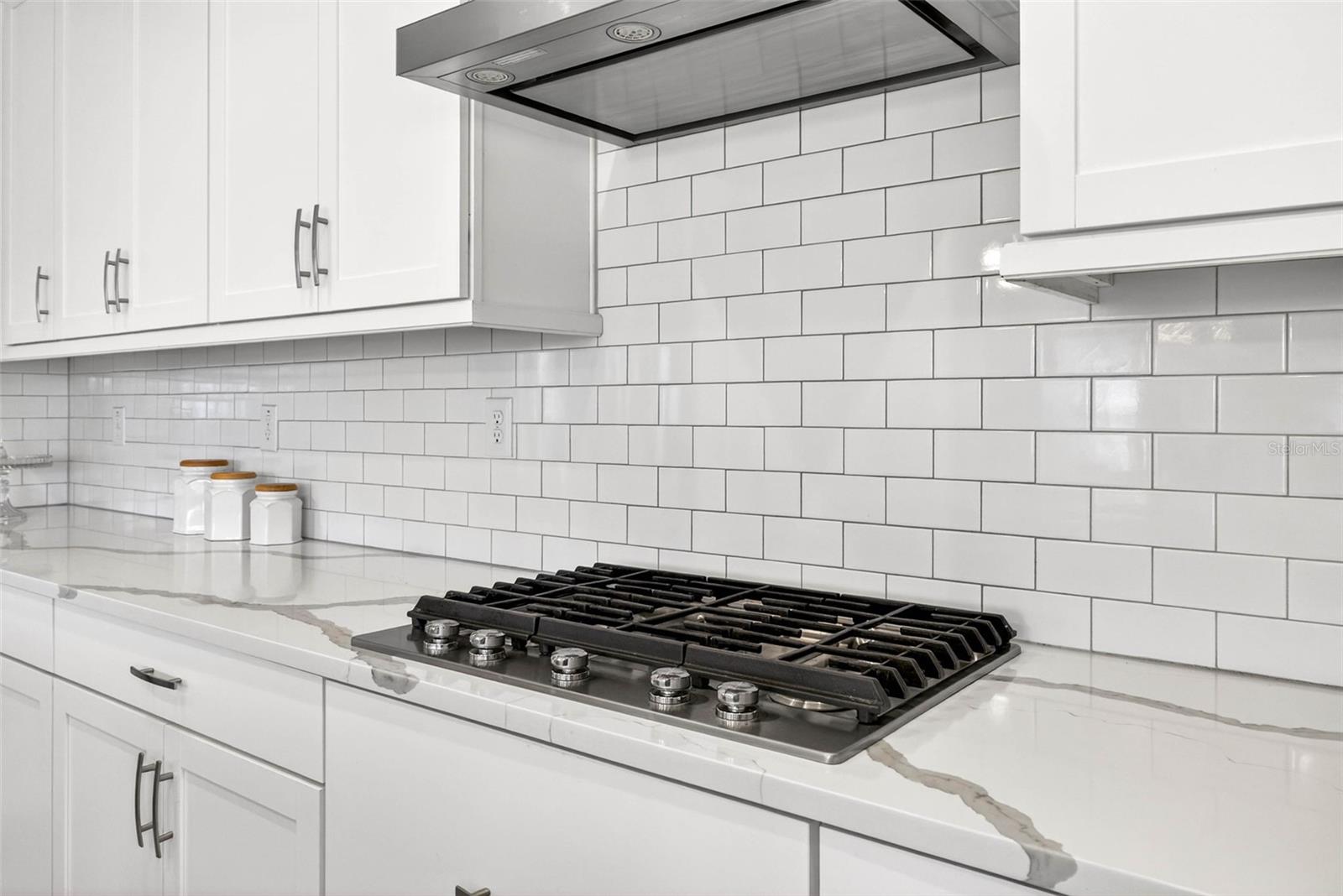 Subway tile, Gas stove