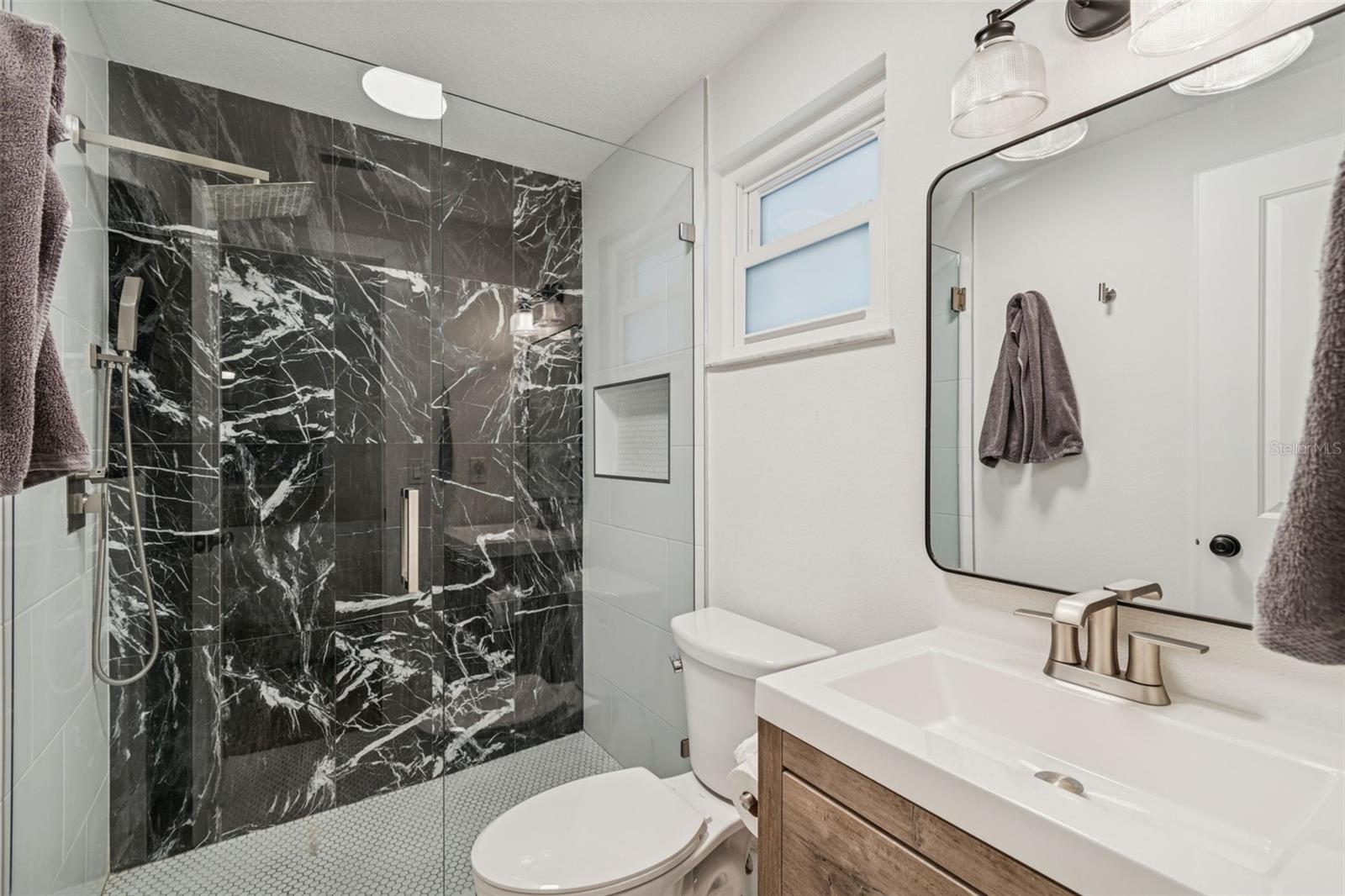 Primary Bathroom (First Floor - En Suite)