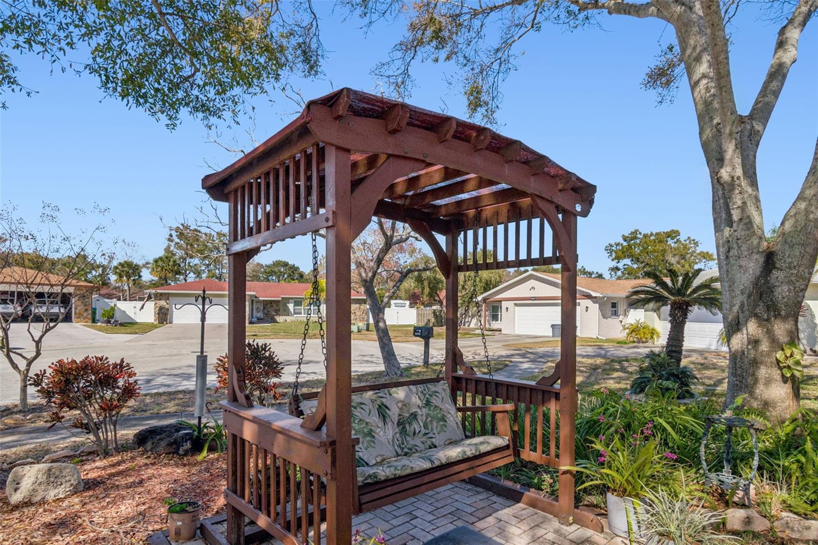 Gazebo w/ Swing