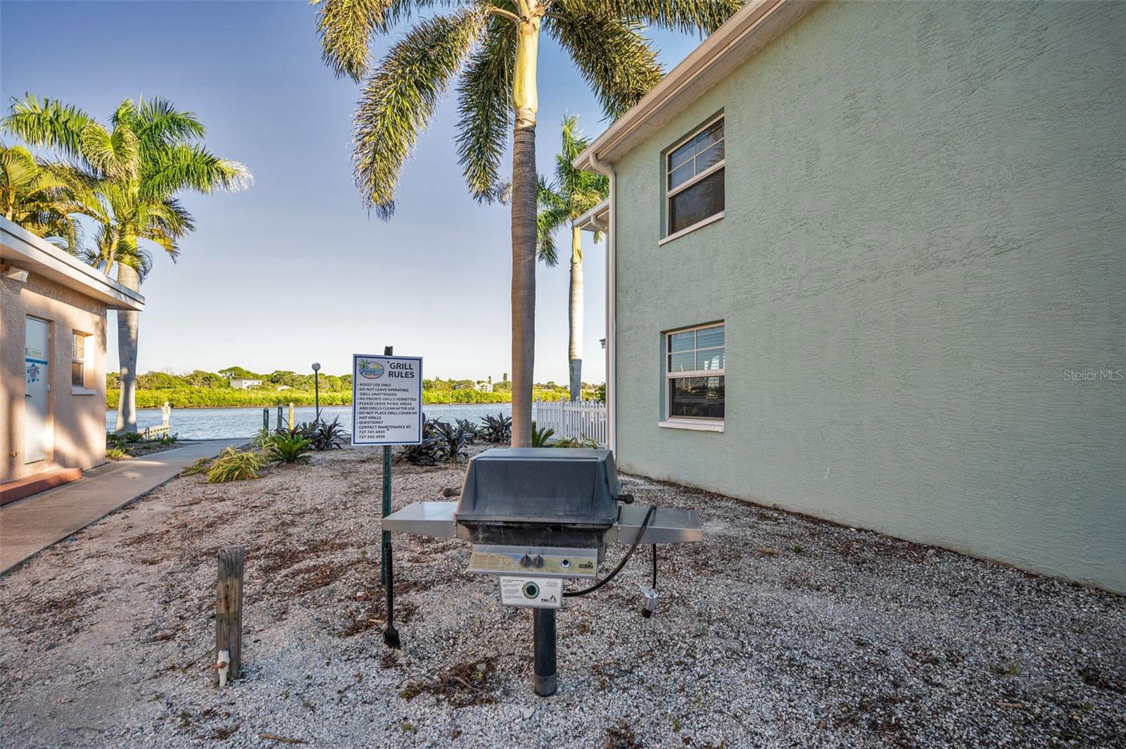OUTDOOR GRILL AREA19417 Gulf Blvd, Unit F207, Indian Shores, FL 33785
