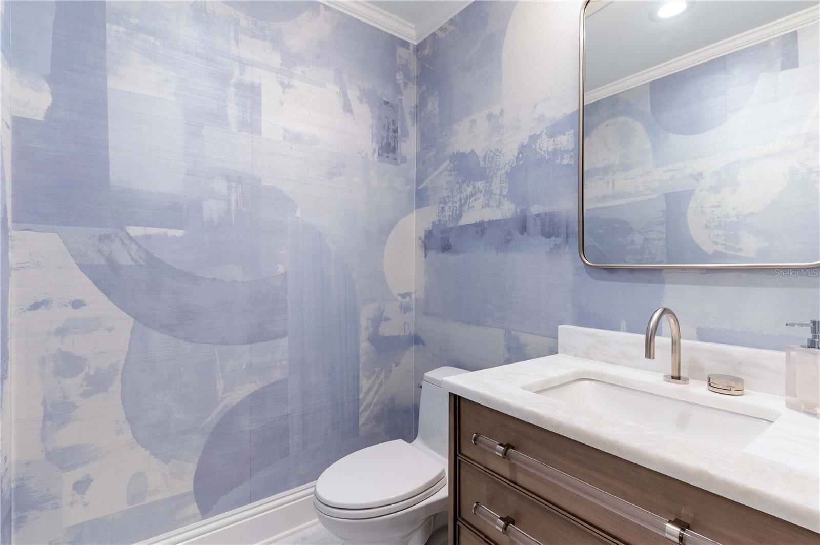 Half bath near the entryway