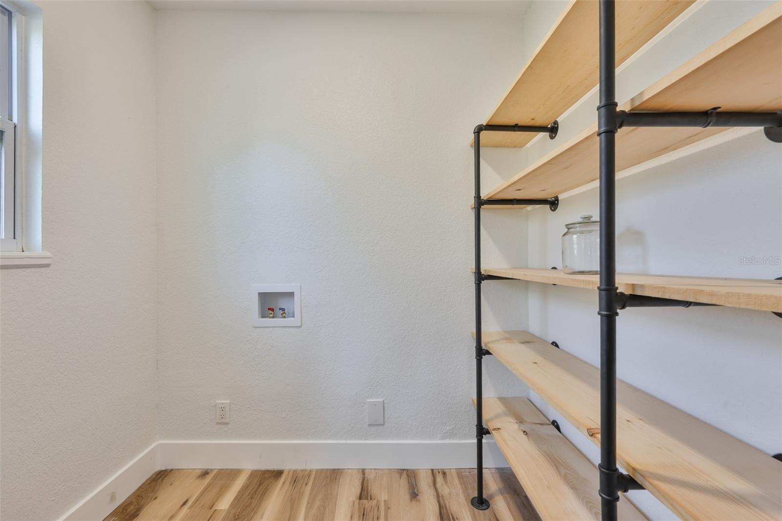 Laundry / Pantry