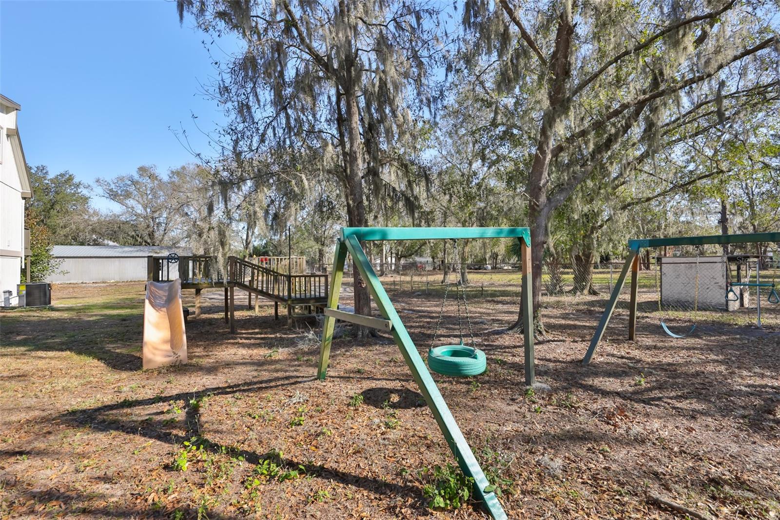 18711 Red Bird Ln - Playground