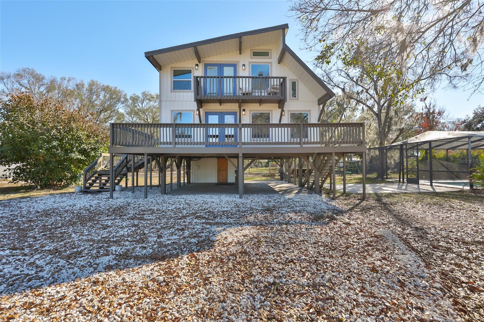 18711 Red Bird Ln - Front Facing