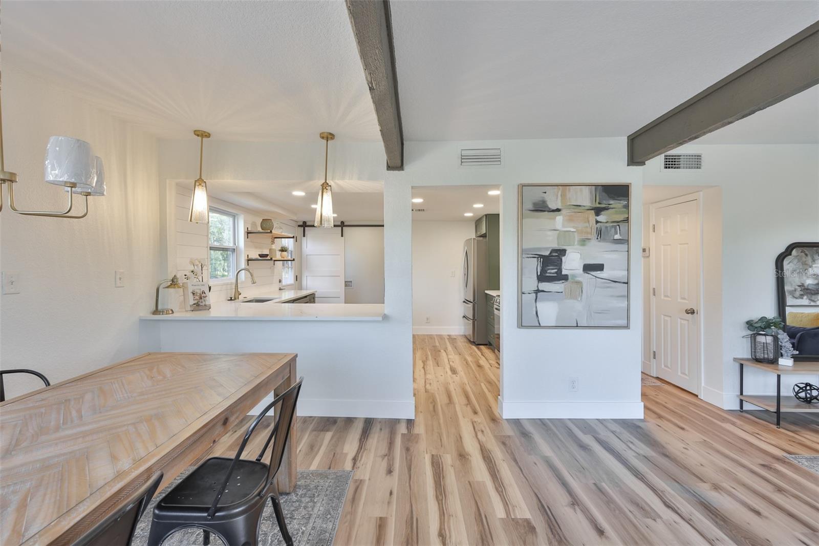 18711 Red Bird Ln - Dining