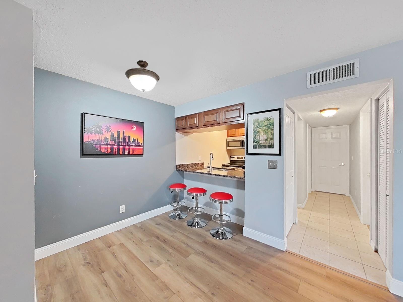 Dining and breakfast