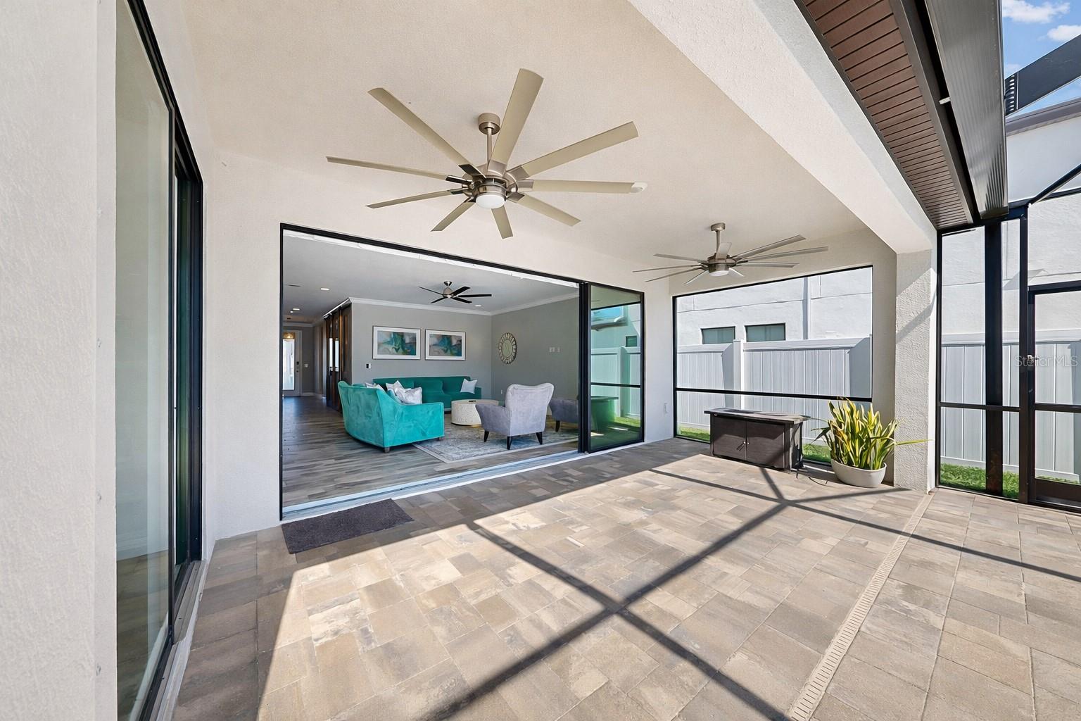 Indoor/Outdoor Living