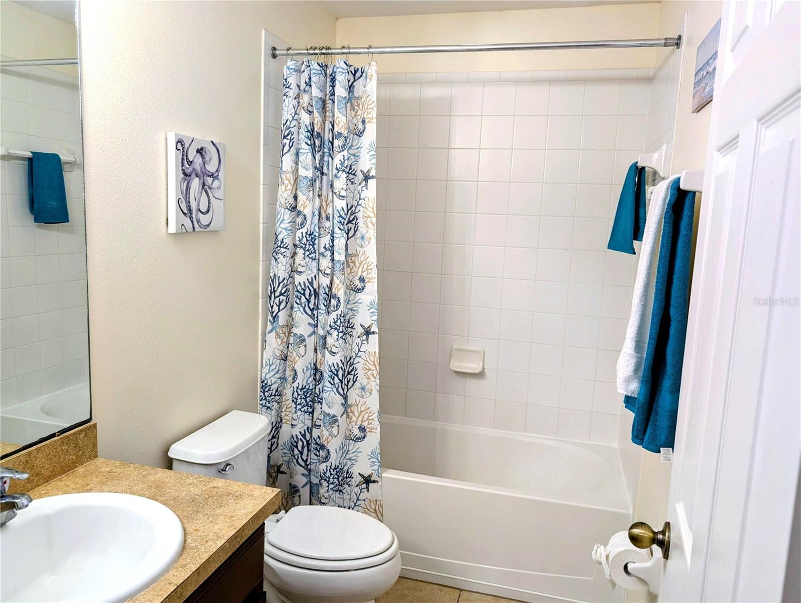 Second Upstairs bathroom