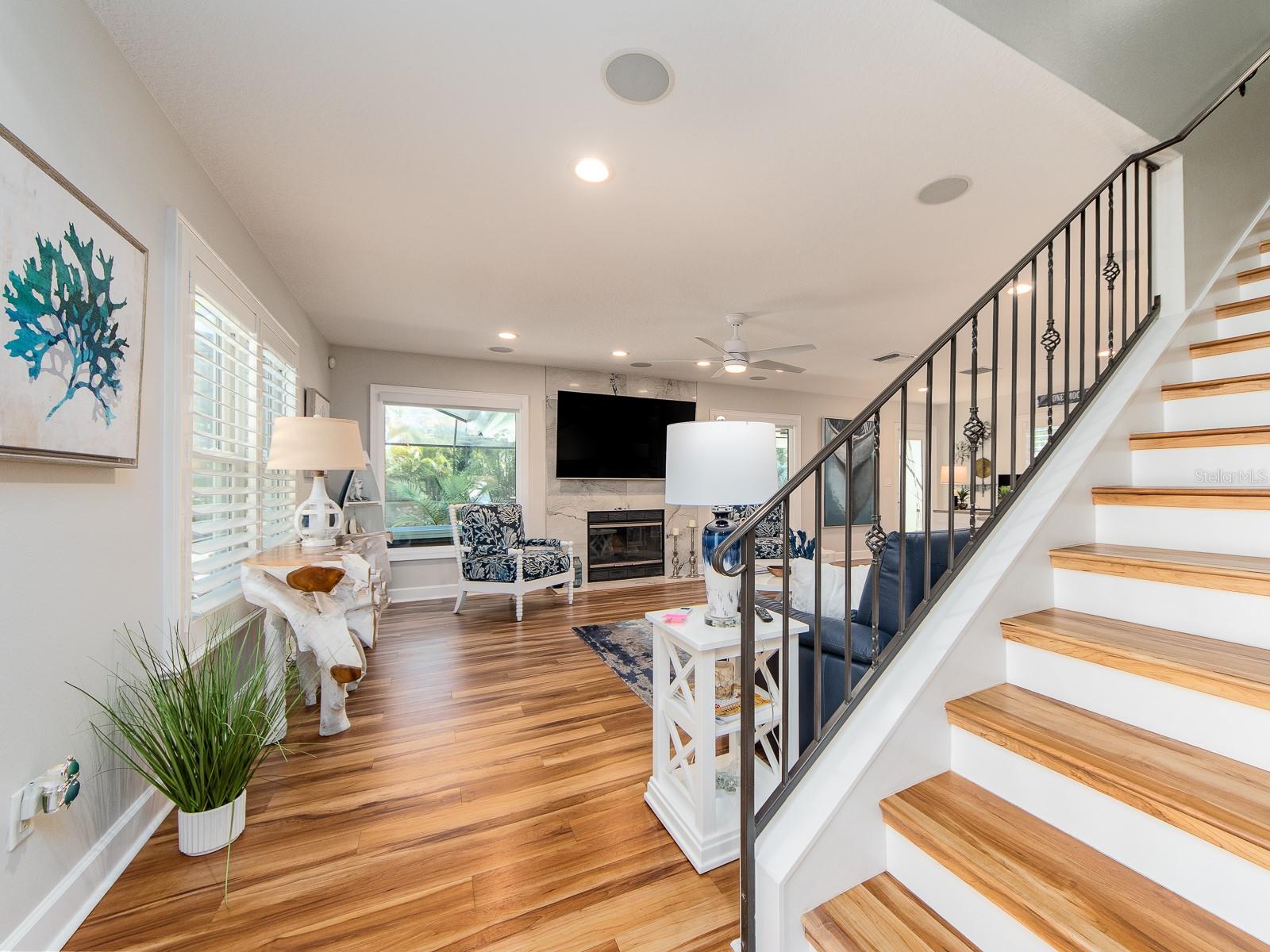 STAIRS TO UPPER LEVEL