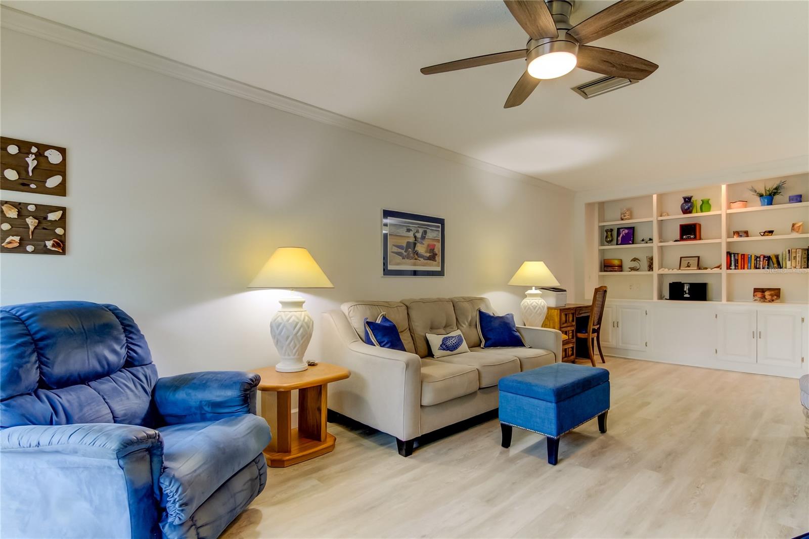 22. Living Area is Expansive! (24.11' x 12.4')