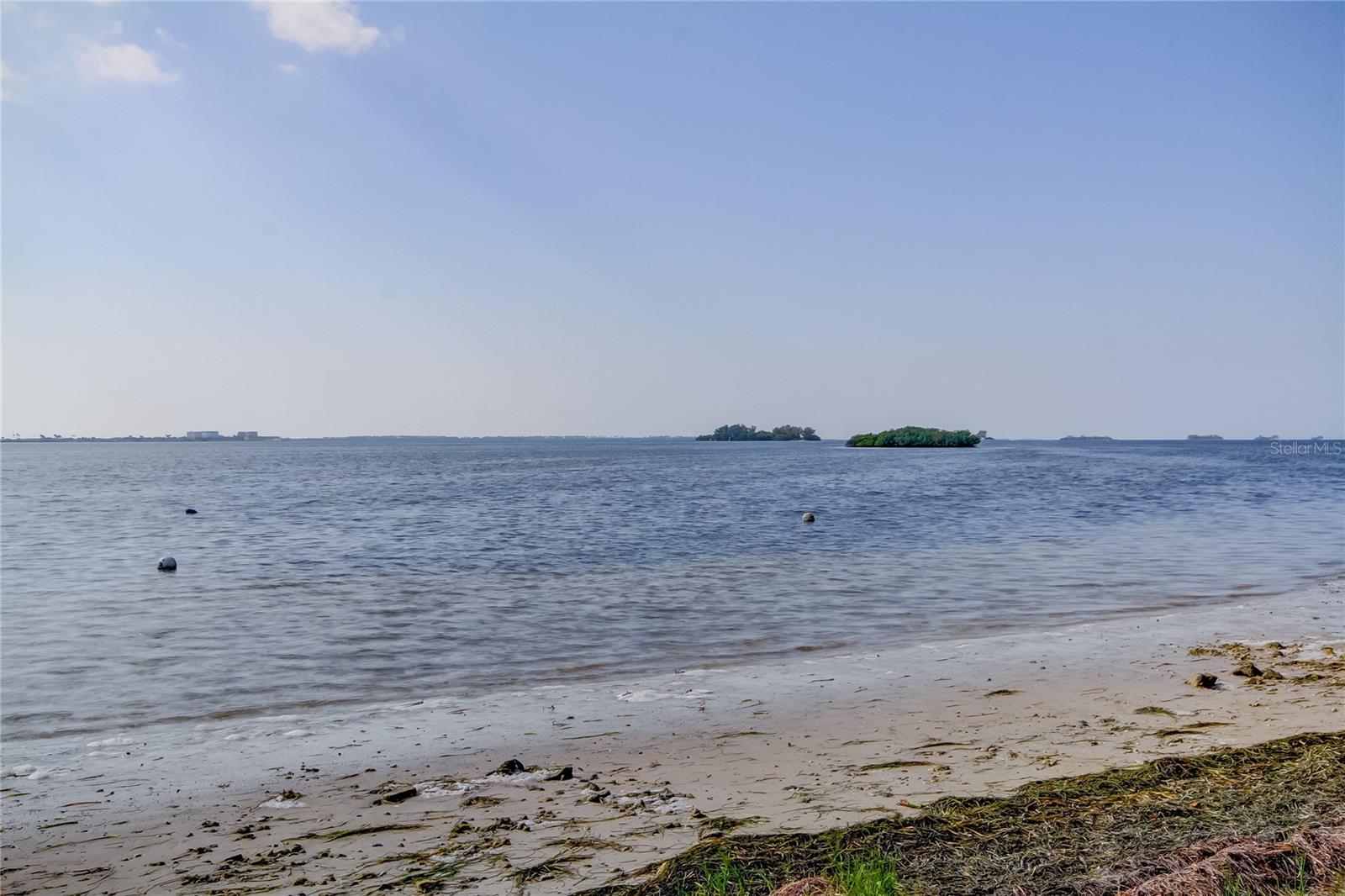 66. Med Manors Private Beach Front.. NO Crowds, Just Your Friendly Neighbors!