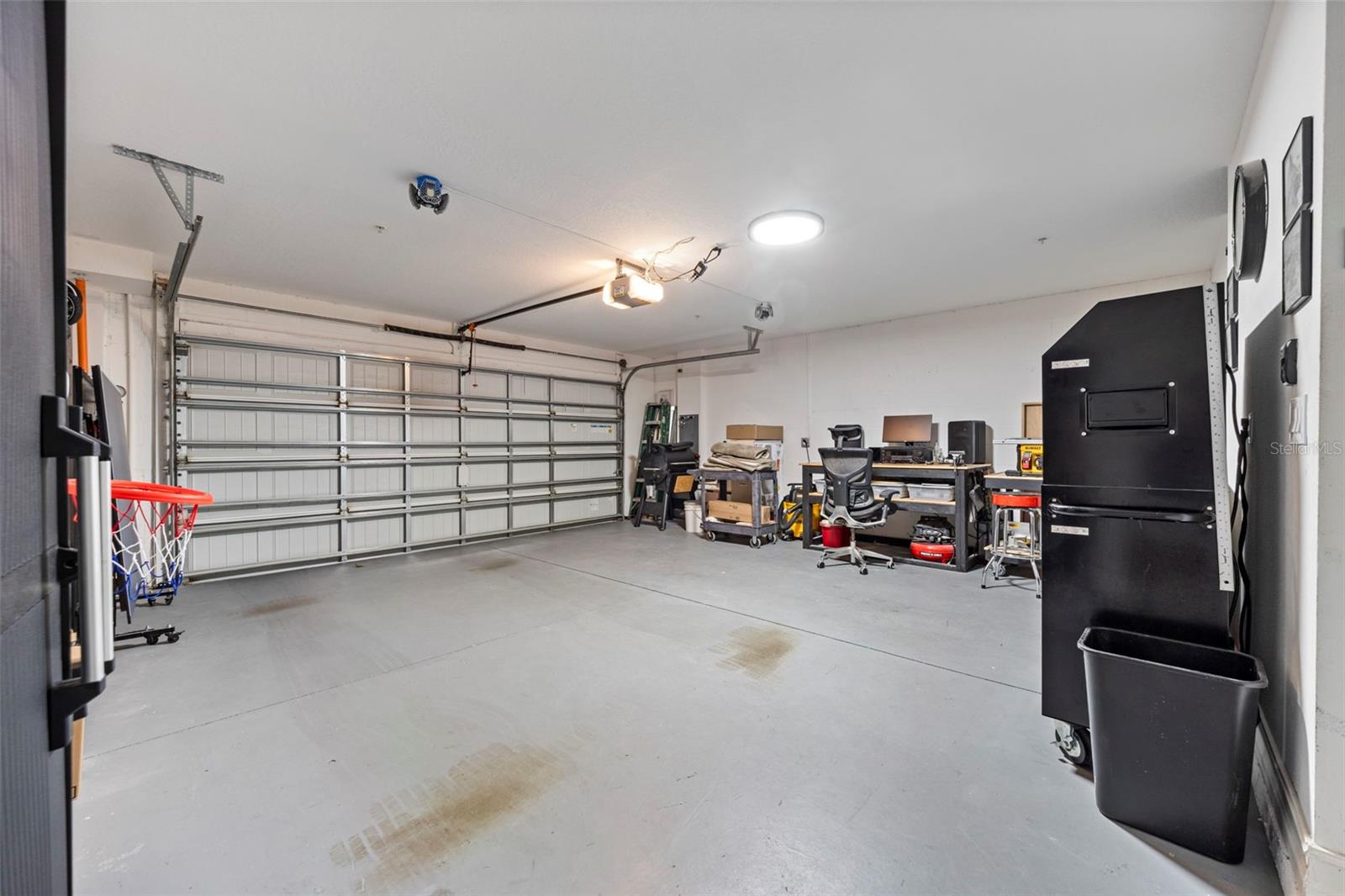 Huge garage!