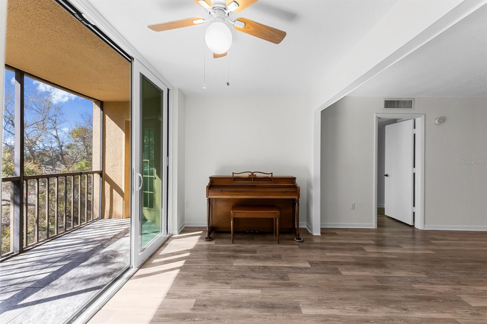 Light bright bonus space