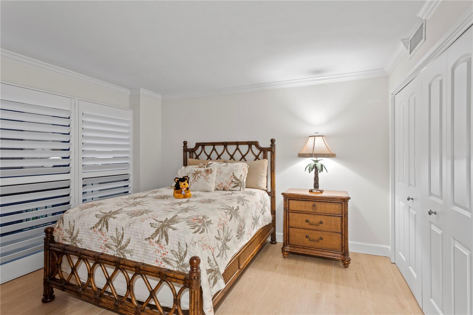 A private hallway leads to the well-sized second bedroom