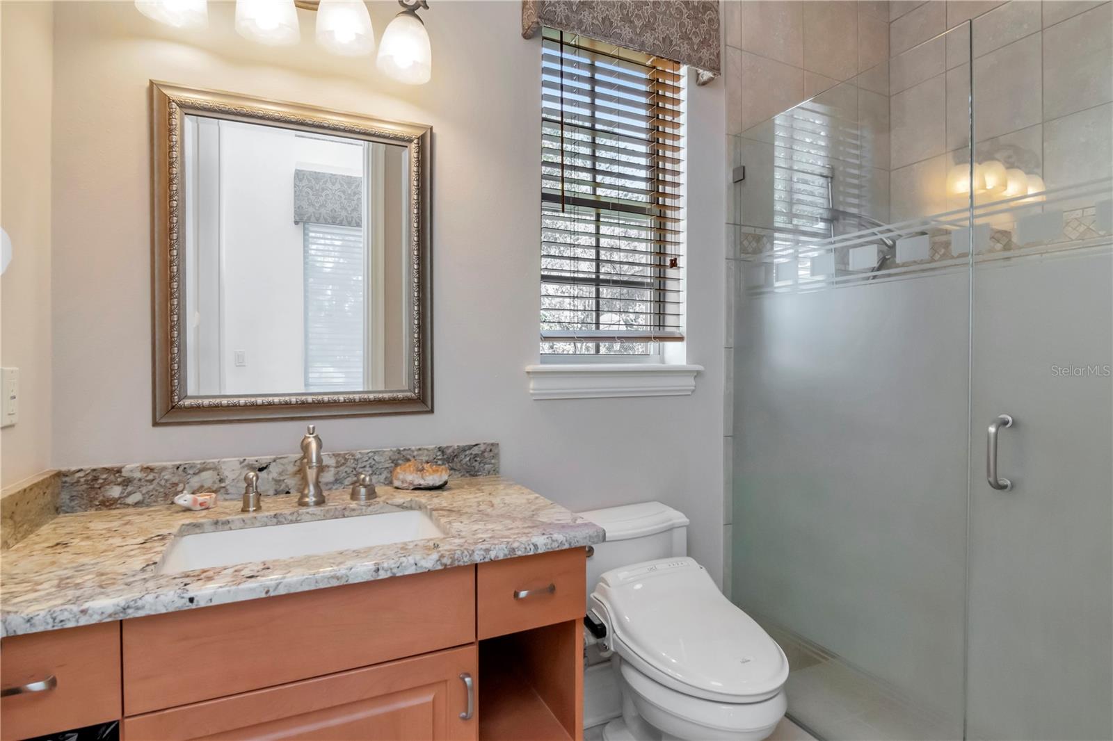 Guest bath/pool bath