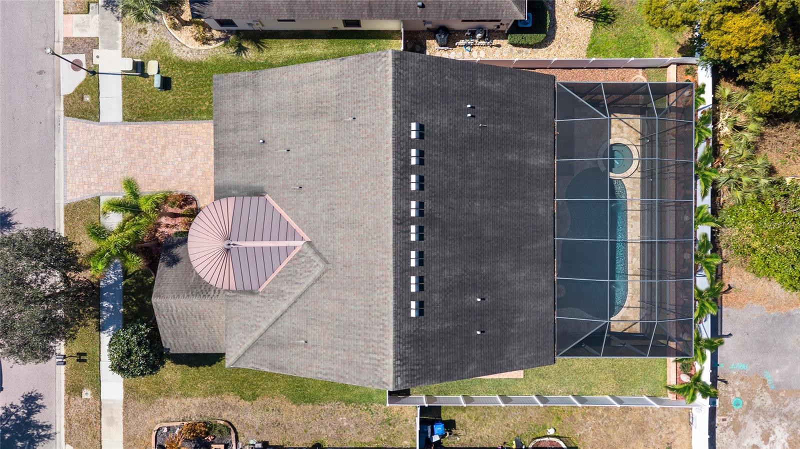 Enclosed Lanai + Privacy Fence