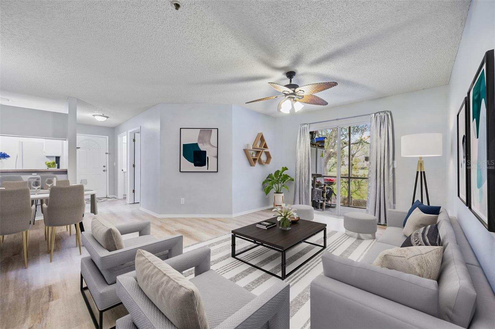 Virtually staged - Living & dining area