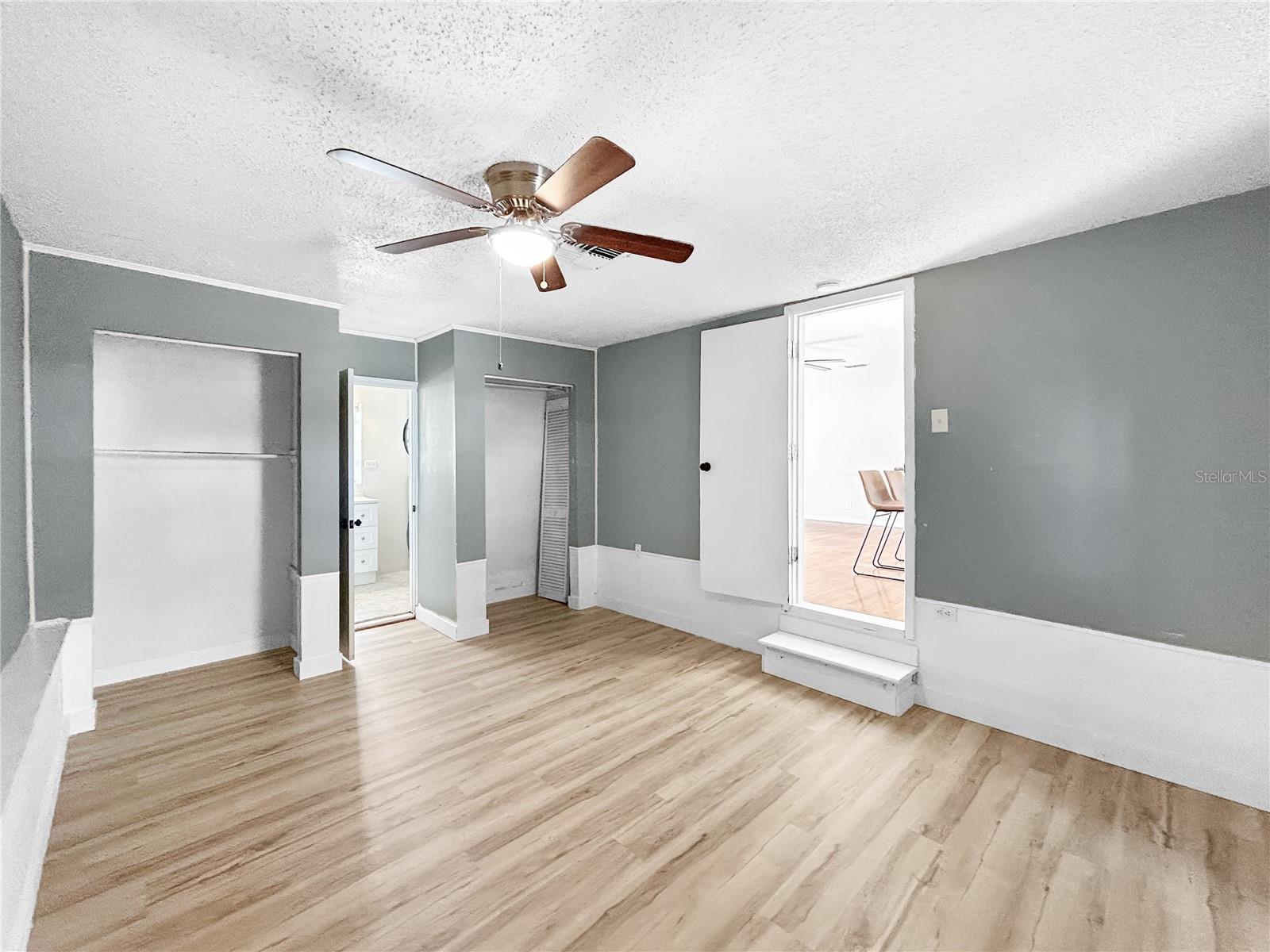 Owners Suite w/ private entrance