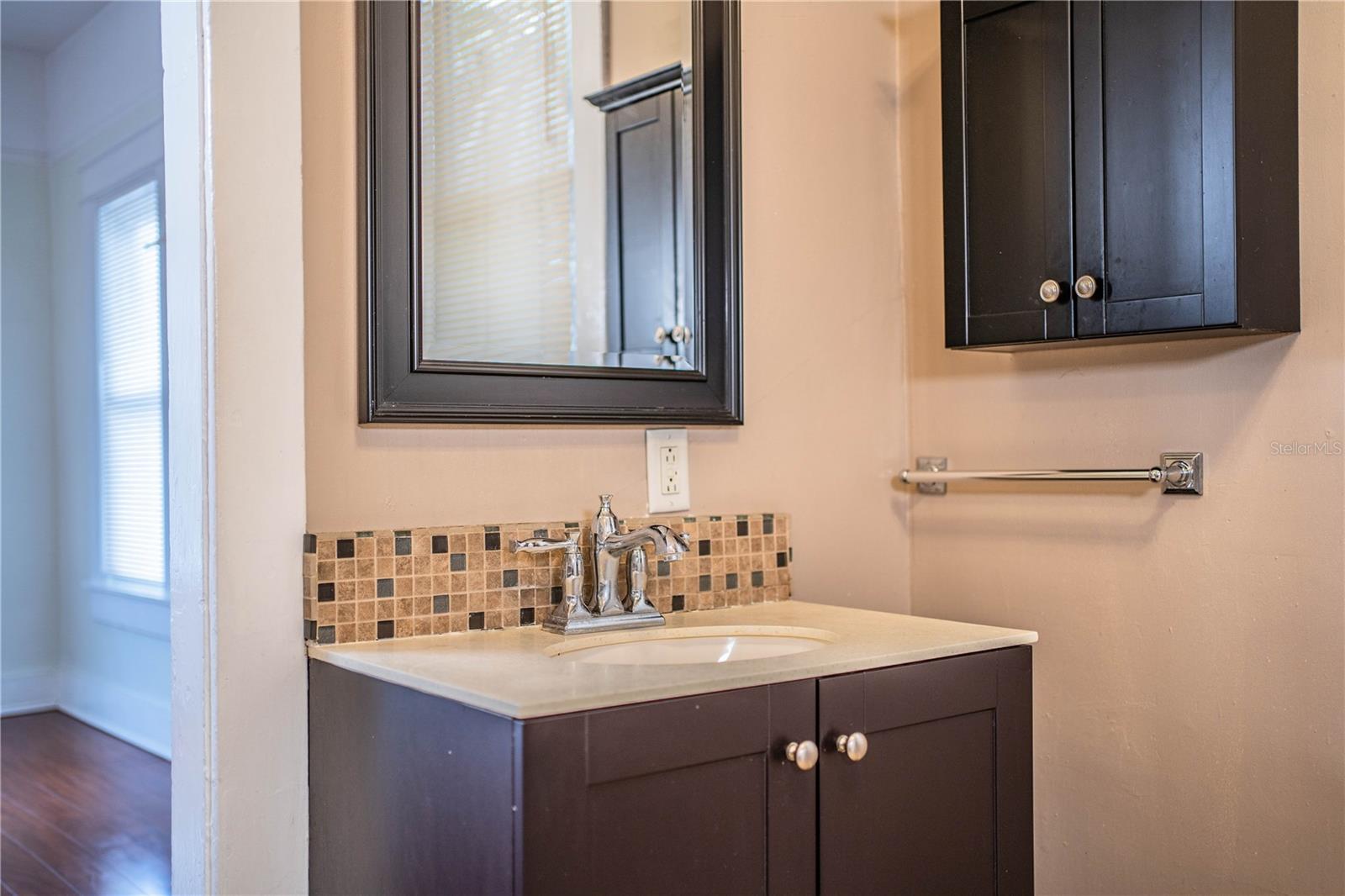 HOUSE - PRIMARY BATH