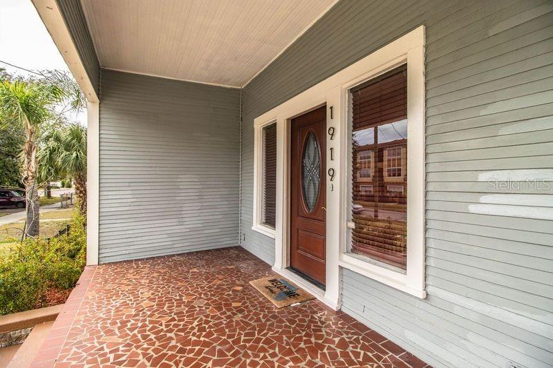 HOUSE - FRONT PORCH 2