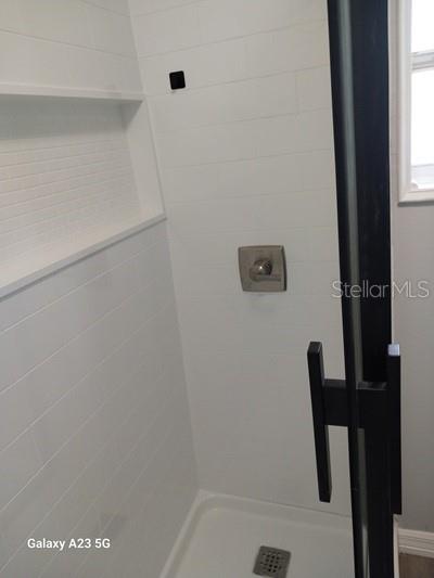 UNIT 3 - BATH - SHOWER 1