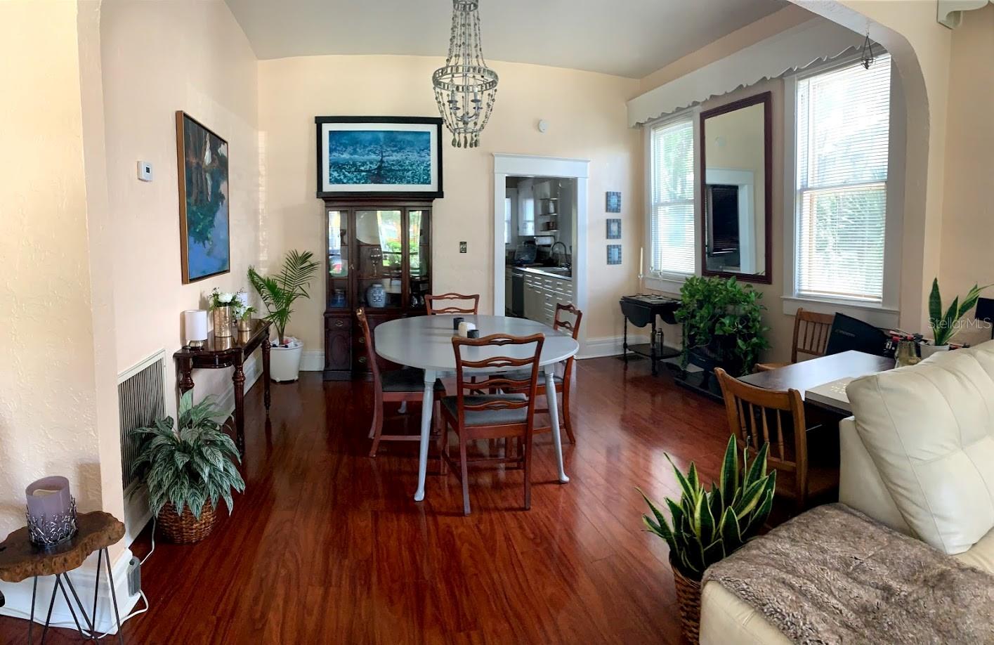 HOME - FURNISHED - PICTURES FROM LAST TENANTHOME - FURNISHED - PICTURES FROM LAST TENANT