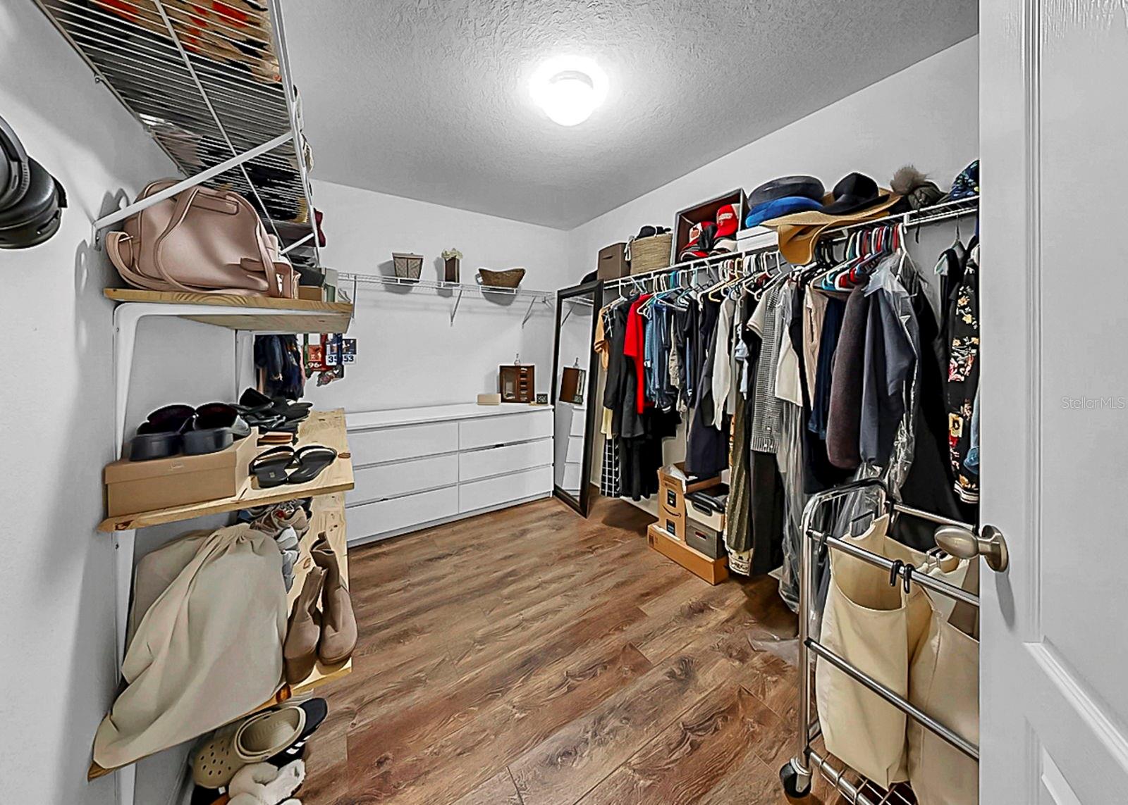 Walk in Closet