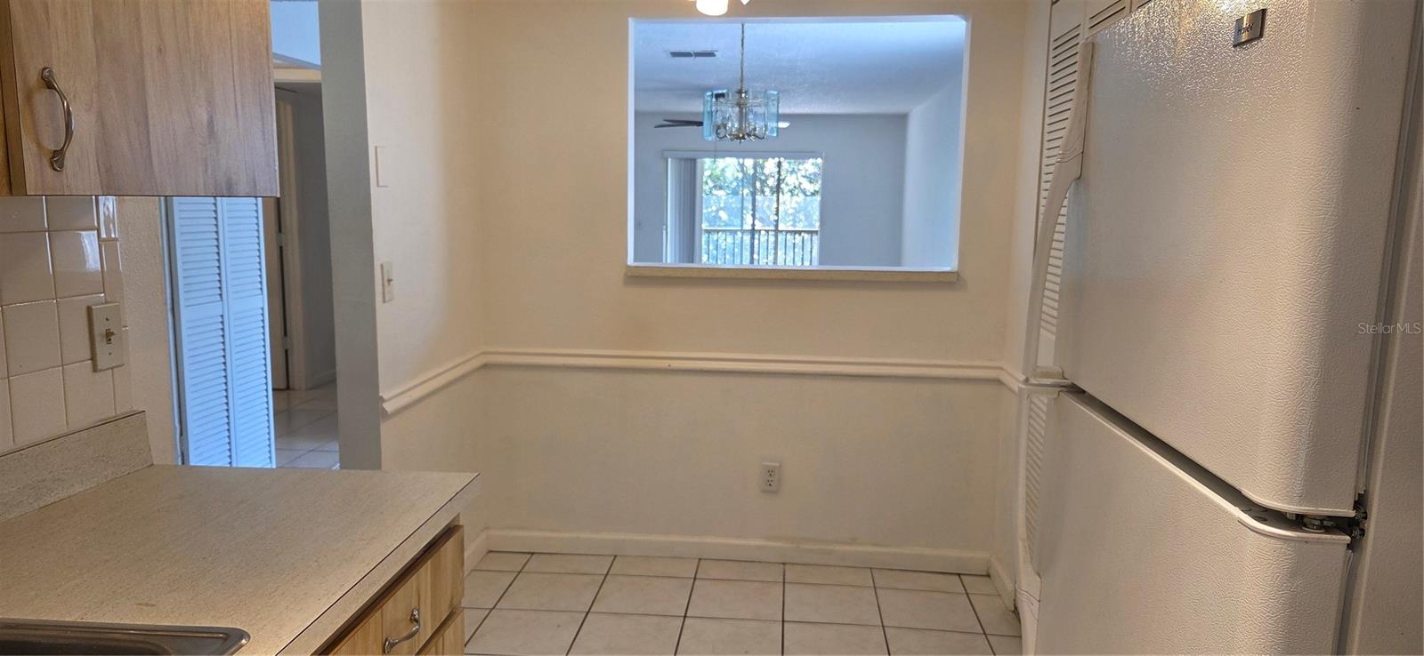 Breakfast area in kitchen
