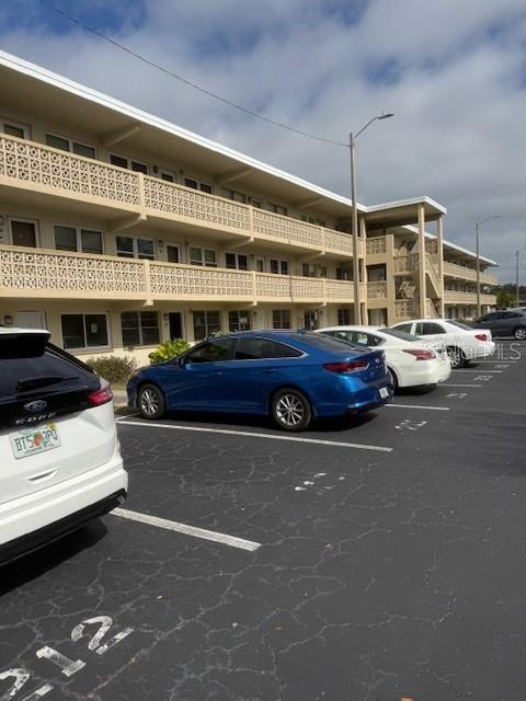 Gateway Square Association 5