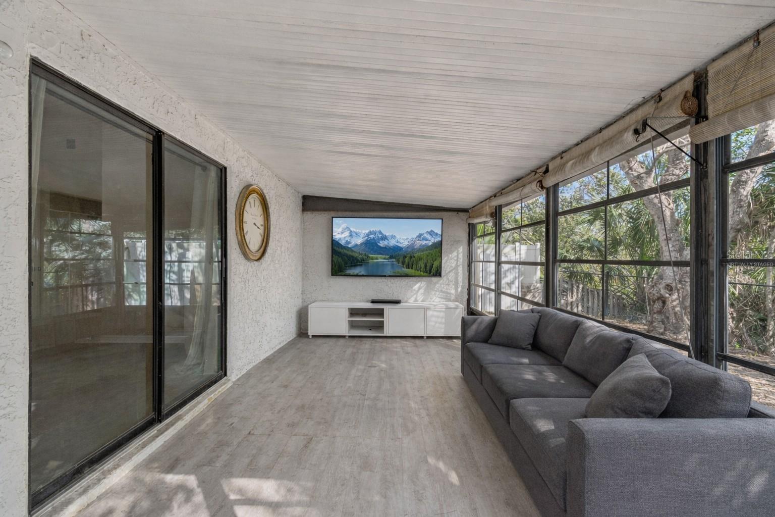 this photo has been virtually staged