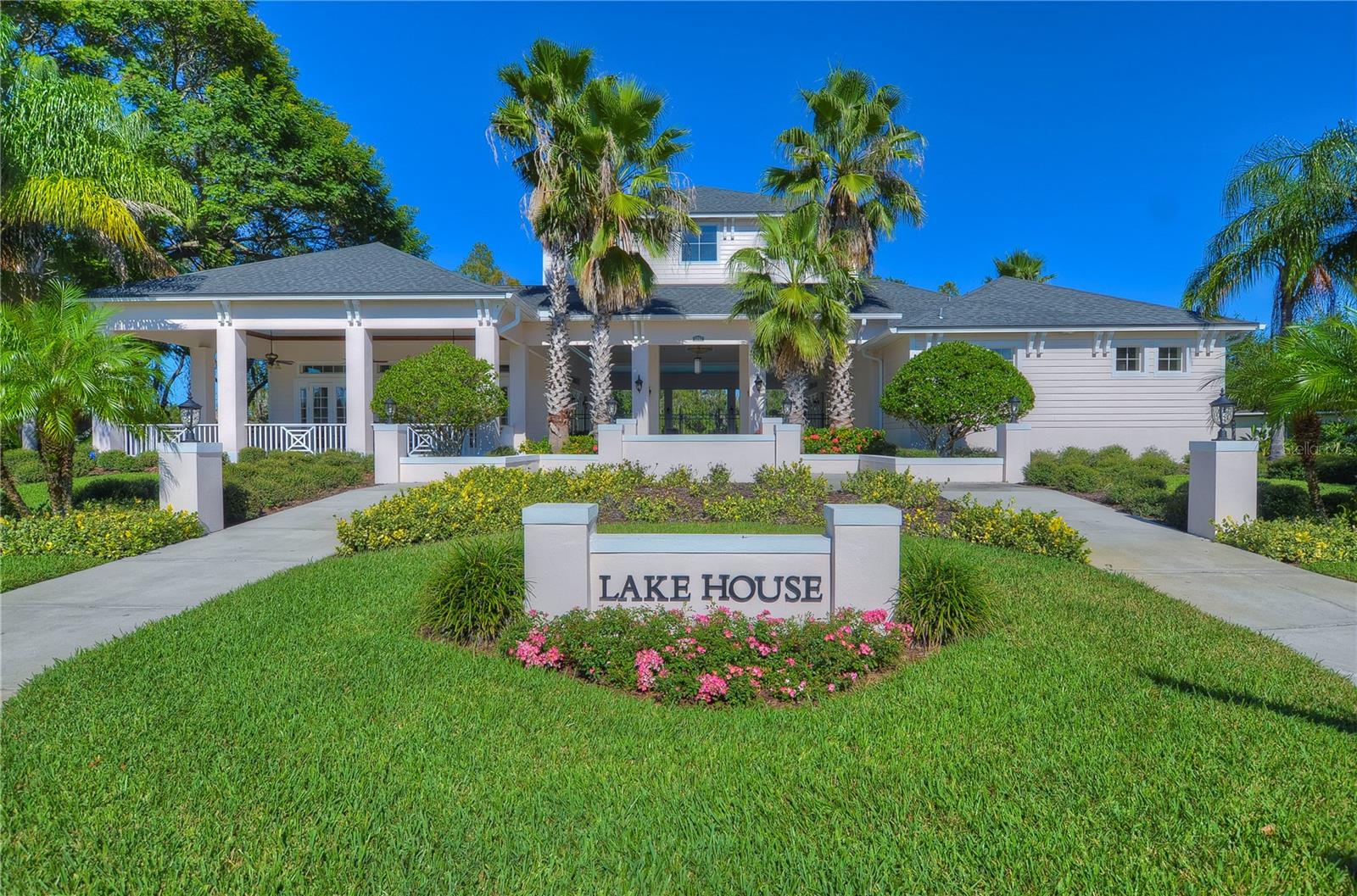 Ravinia Community Lake House