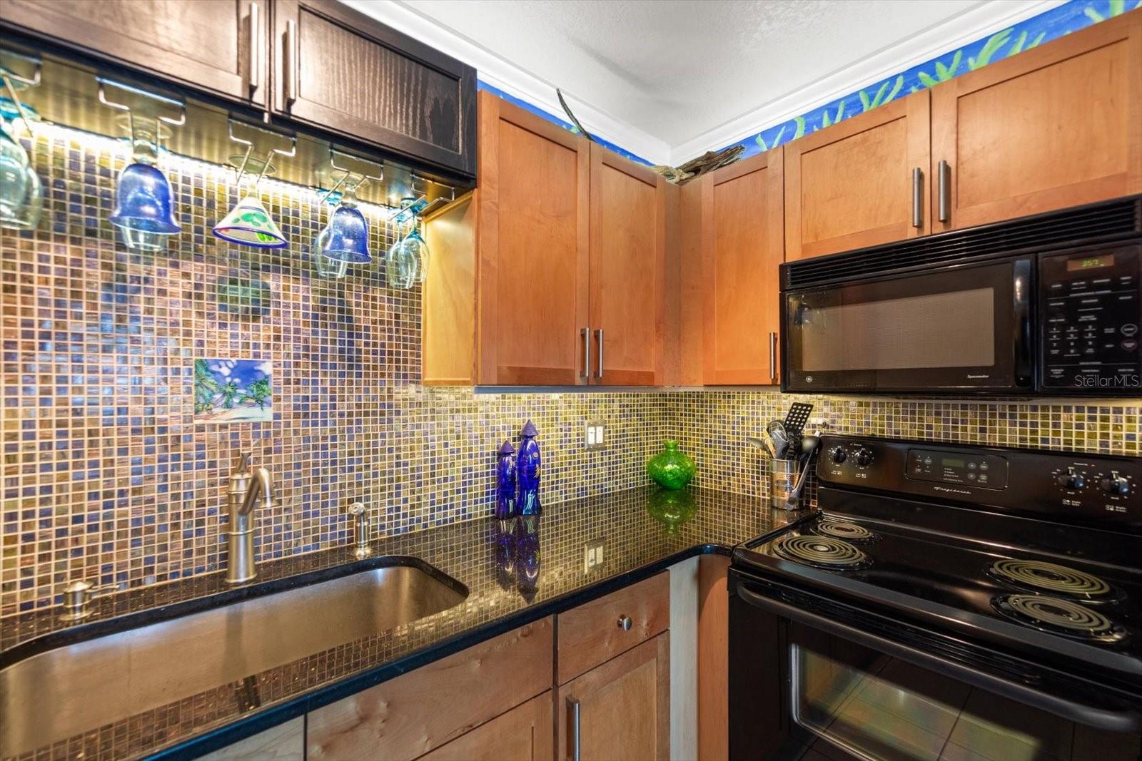 Everything you need within reach easily!