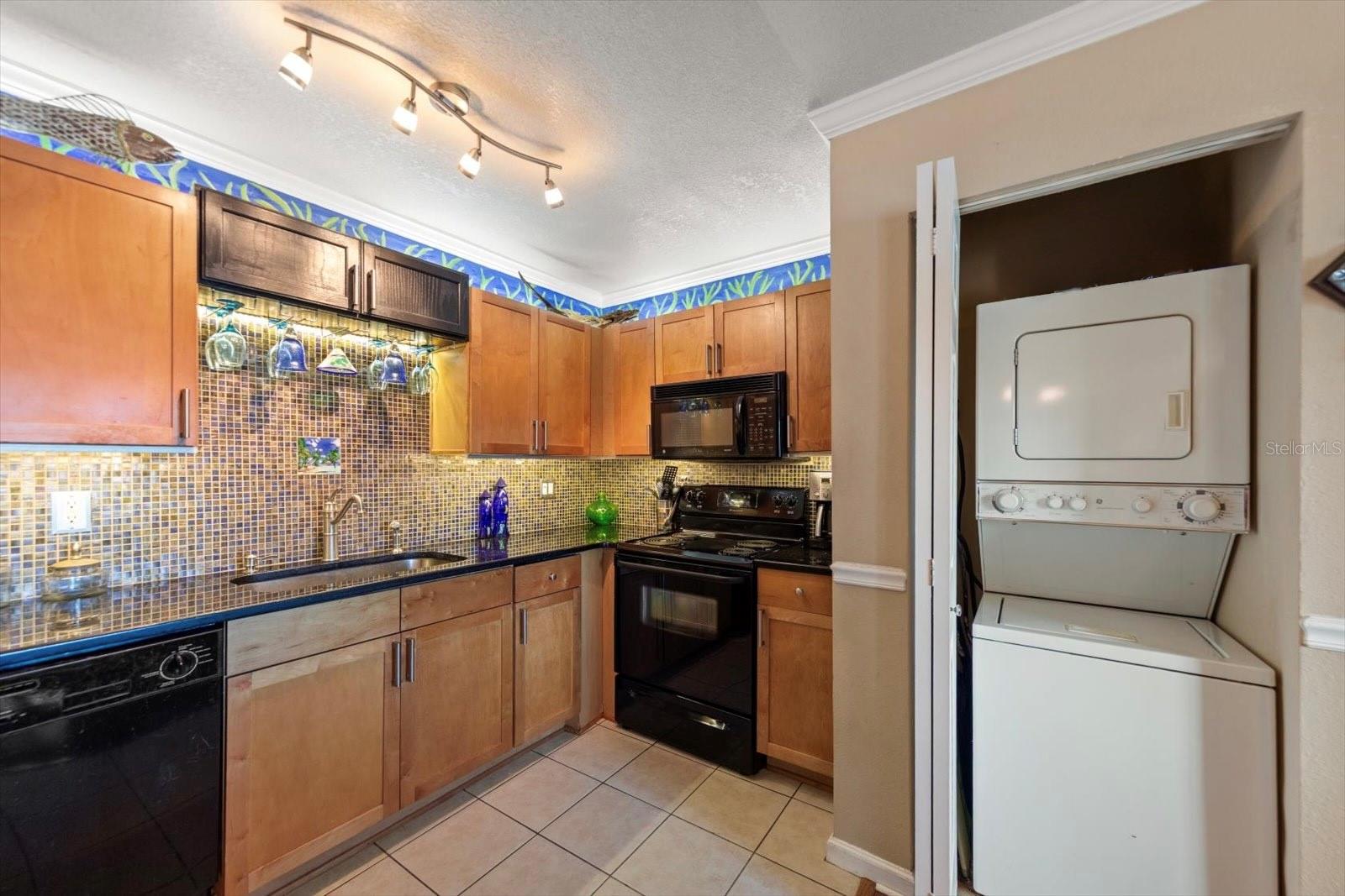 Laundry in unit - so convenient!