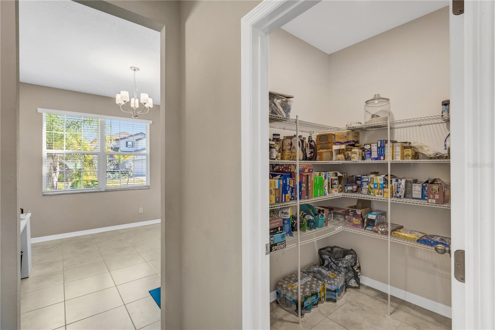 Large Pantry!