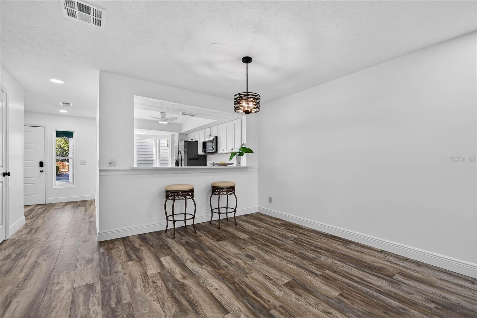 view towards entry foyer