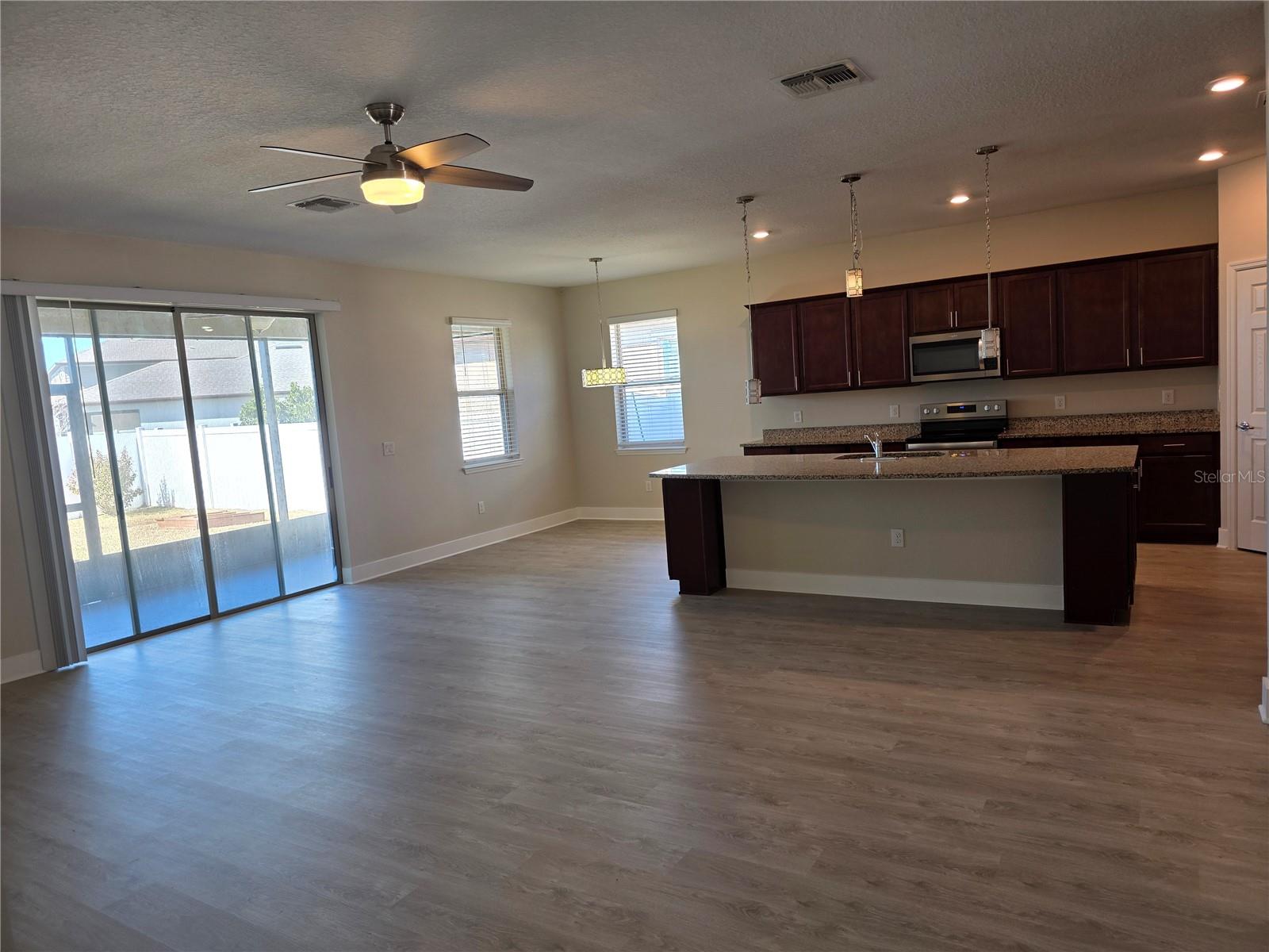 Dining family combo...