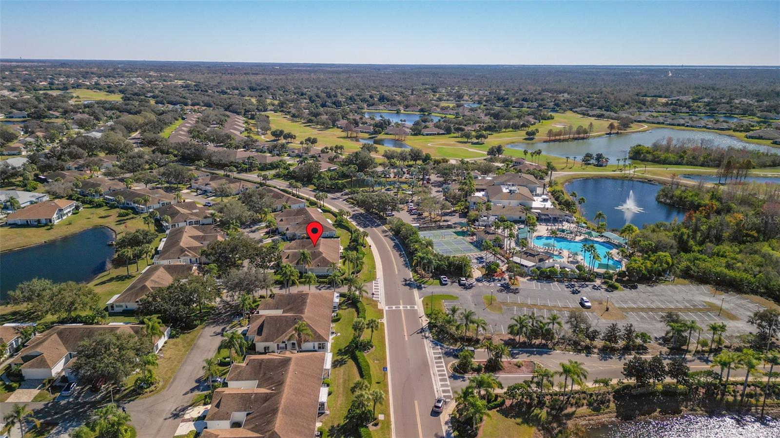 Walking distance to South Club pool, cafe and bar