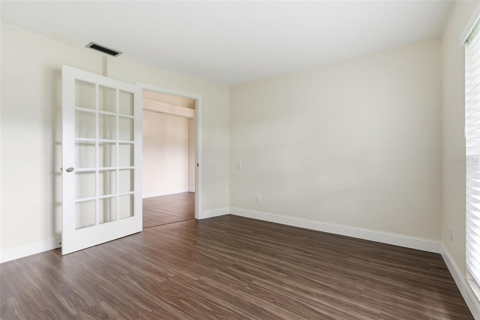 Private office near Primary Ensuite