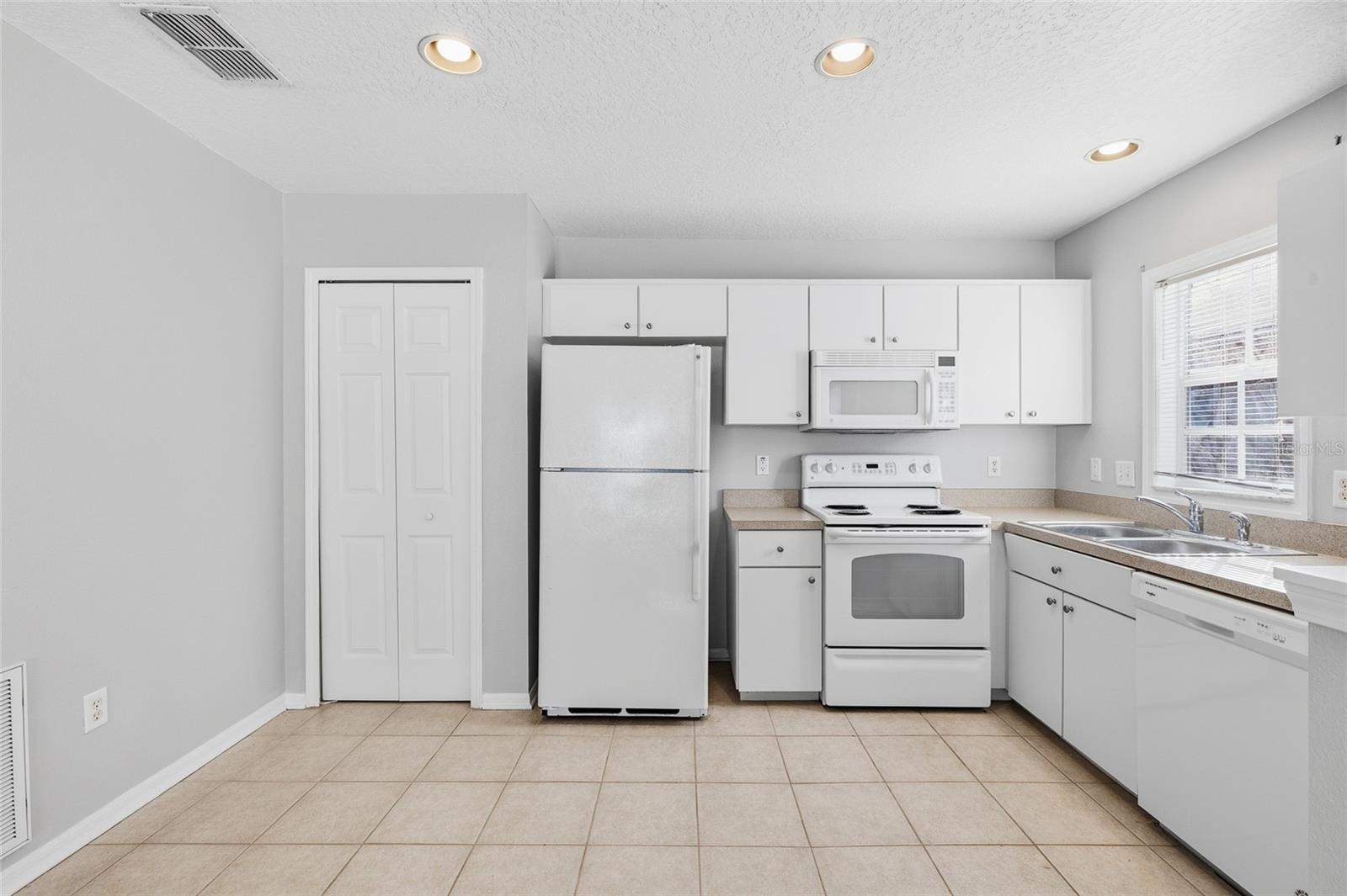 Garage Apartment Kitchen