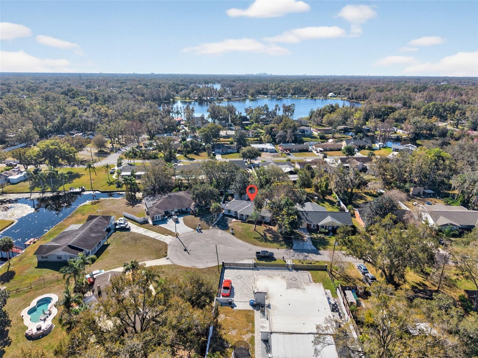 Stunning Lake Location