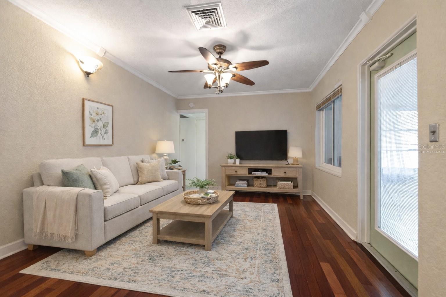 Photo has been virtually staged