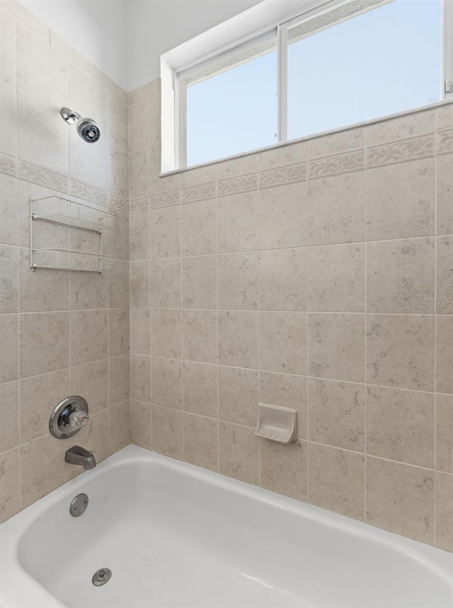 Combo tub/shower