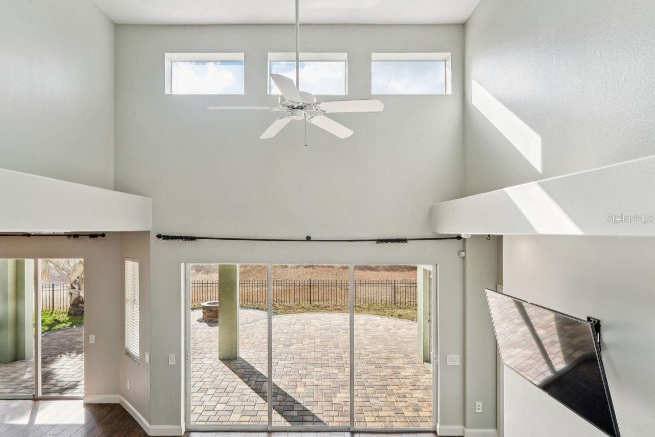 Natural Light High ceilings