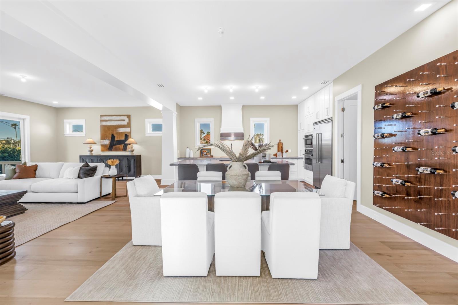 Expansive Open Concept, Ready for Entertaining