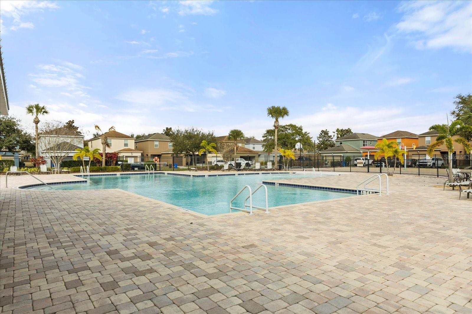 Magnolia Park pool accessible to you