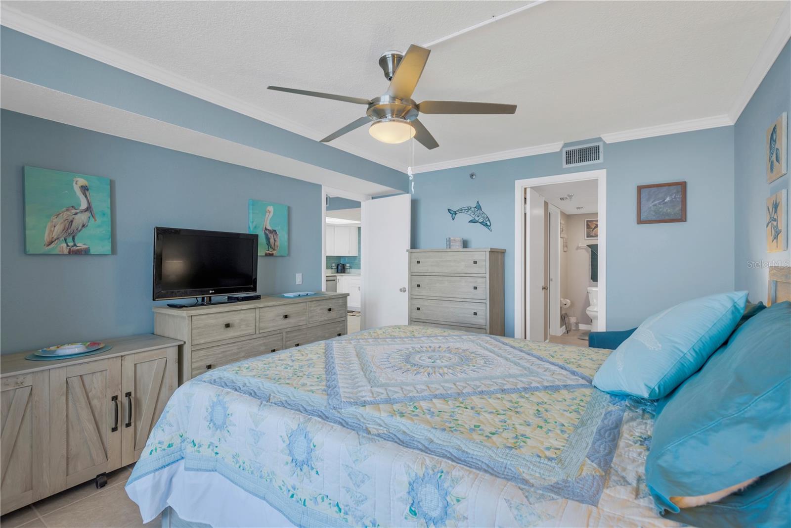 Master Suite has its own private bathroom.